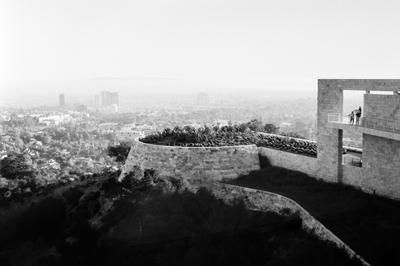 
            2024
            • The Getty
            • Los Angeles
            • Olympus Pen S • Fujifilm Neopan 100 Acros II