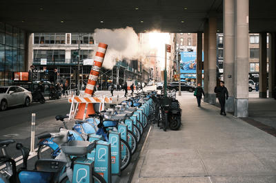 
            2026
            • Manhattan
            • Steam Vent
            • Fujifilm X-T5