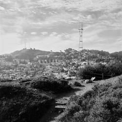 
            2025
            • Corona Heights Park
            • Sutro Tower
            • Yashica Mat-124g • Kentmere 200